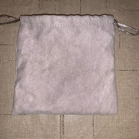 Michael Kors Rose Gold Necklace; Pouch included - Picture 4 of 7